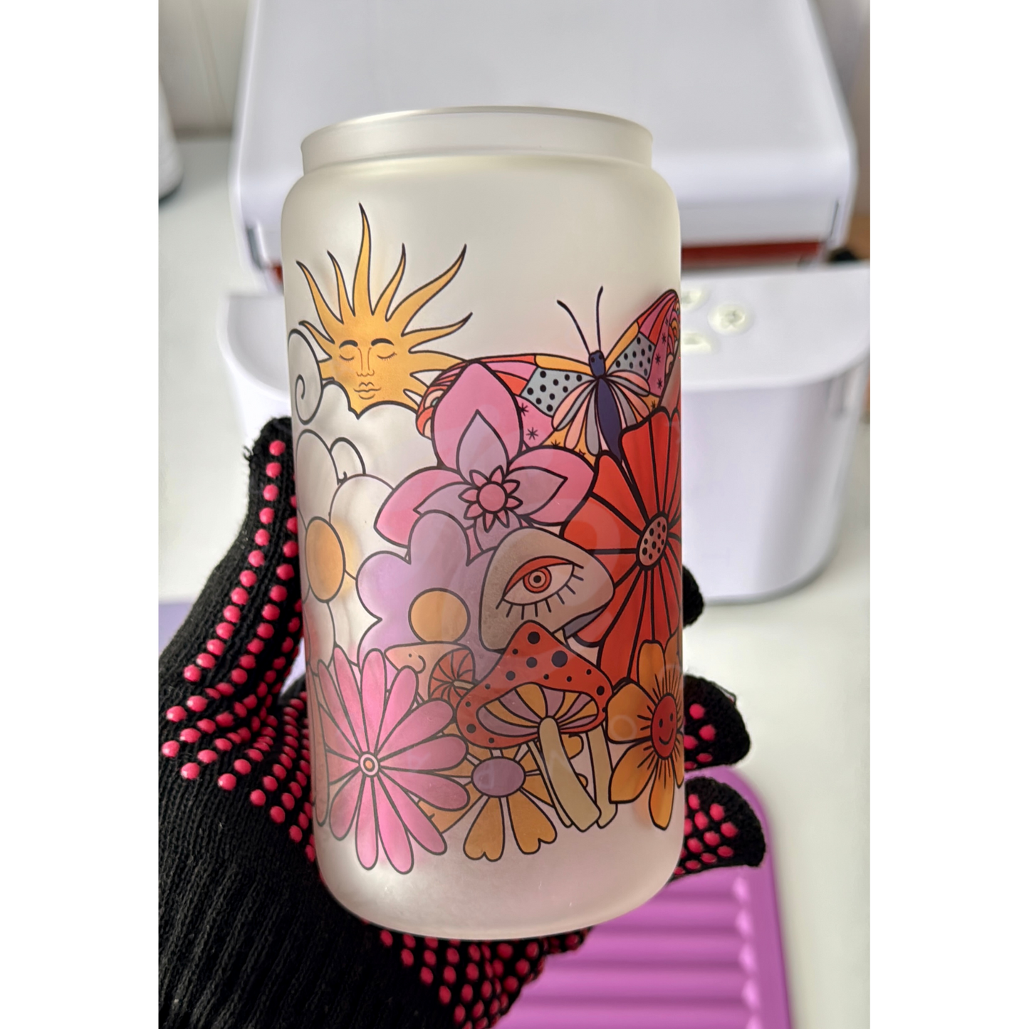 Groovy rainbow 16oz glass cup