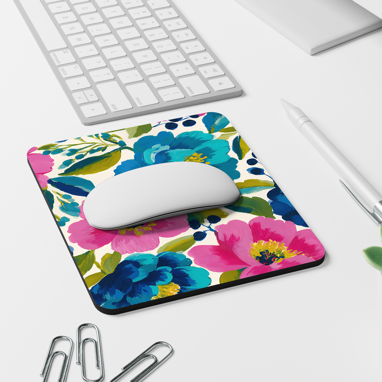 Floral mousepad